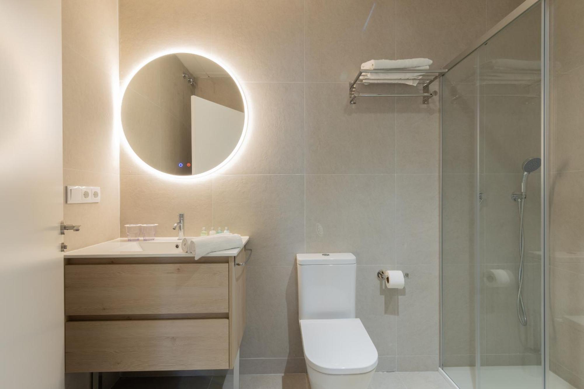 Dorm4You Arena Plaza Valencia Exteriör bild